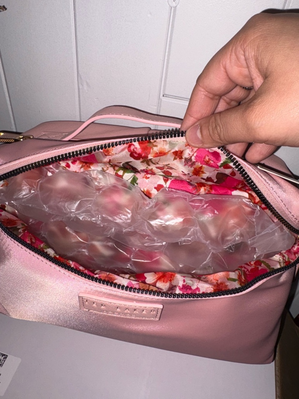 Ted Baker Blush Pink Satin Travel Makeup Pouch - Picture 5 of 7